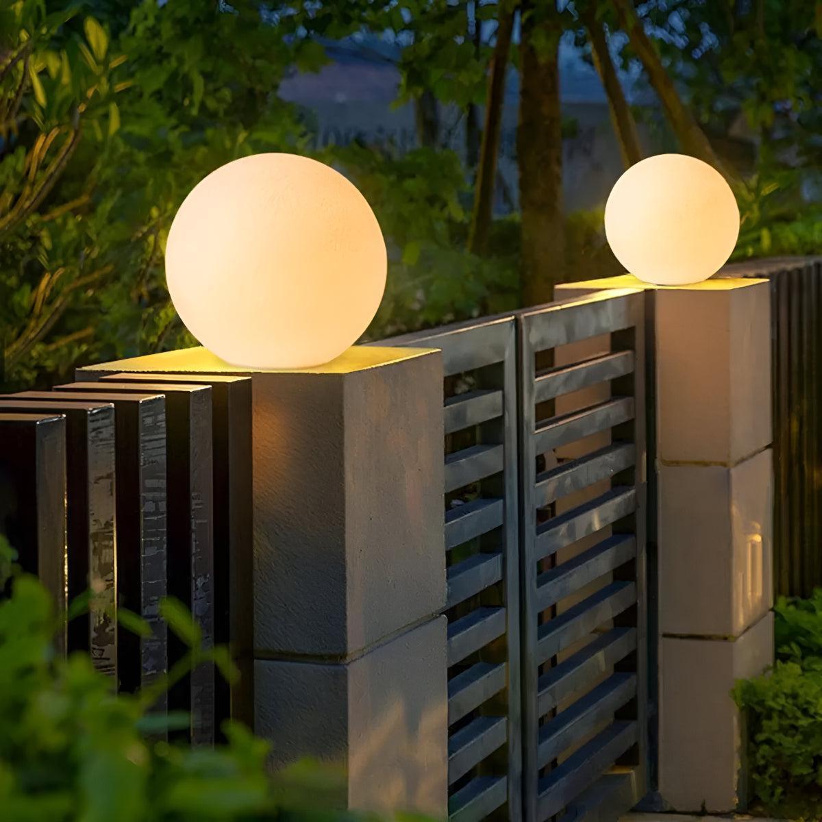 Garden Post Lights With Globe Design For Outdoor Fence