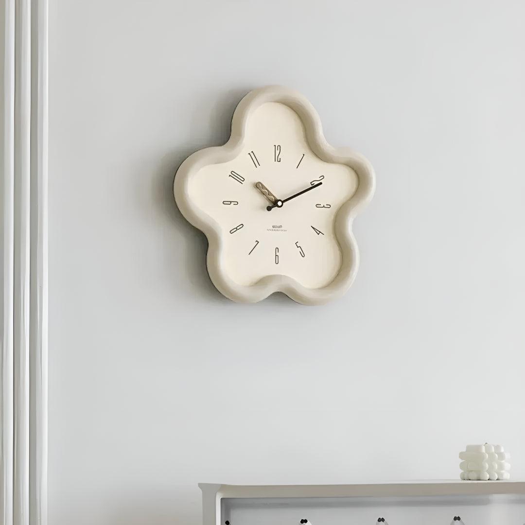 Silent Pendulum Wall Clock With 3D Flower Design