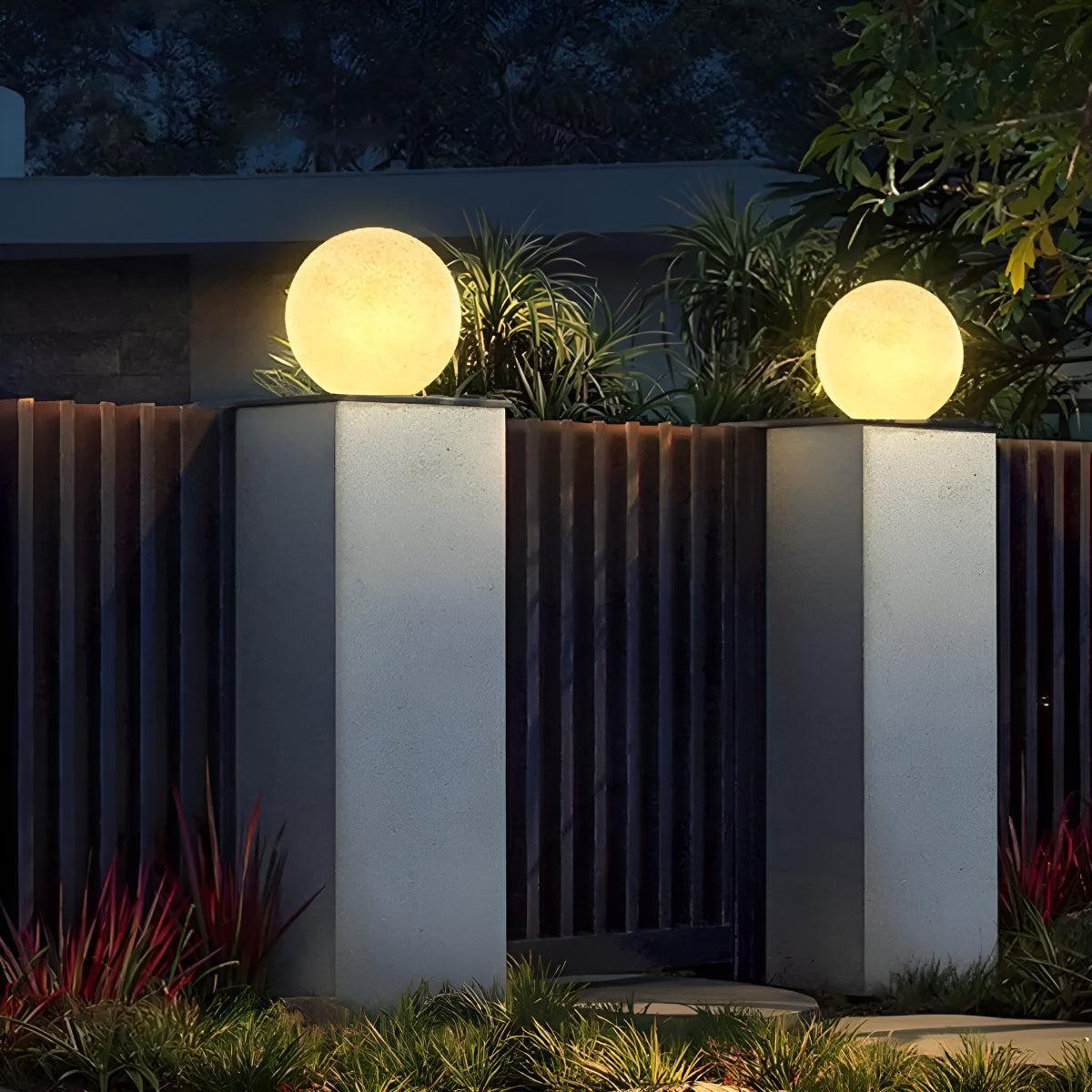 Garden Post Lights With Globe Design For Outdoor Fence