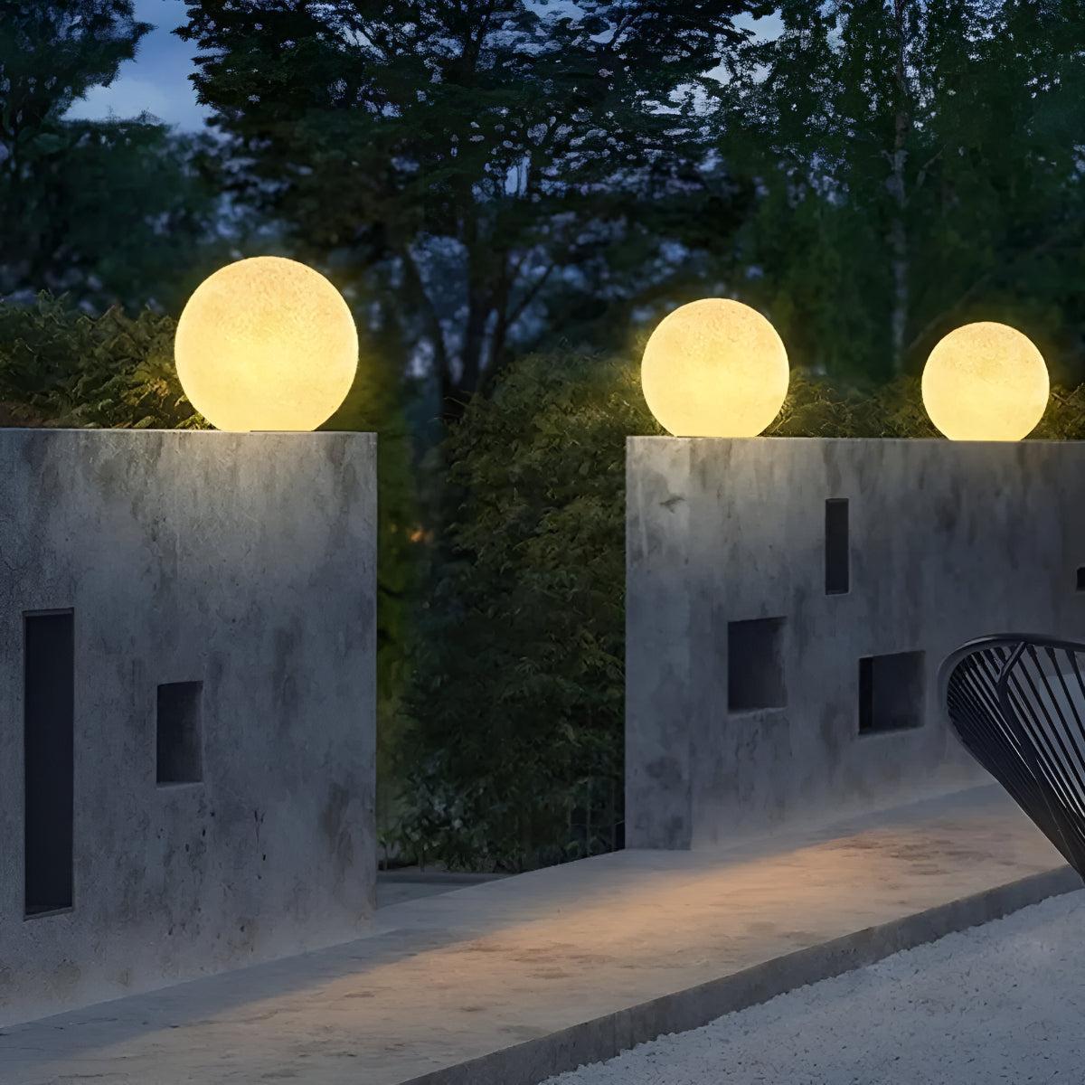 Garden Post Lights With Globe Design For Outdoor Fence